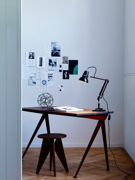 anglepoise-original-mini-jetblack-desk-lamp-ikon1